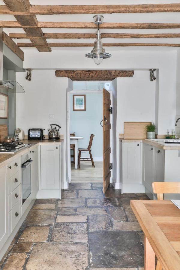 Coombers Mead Cottage テットベリー エクステリア 写真
