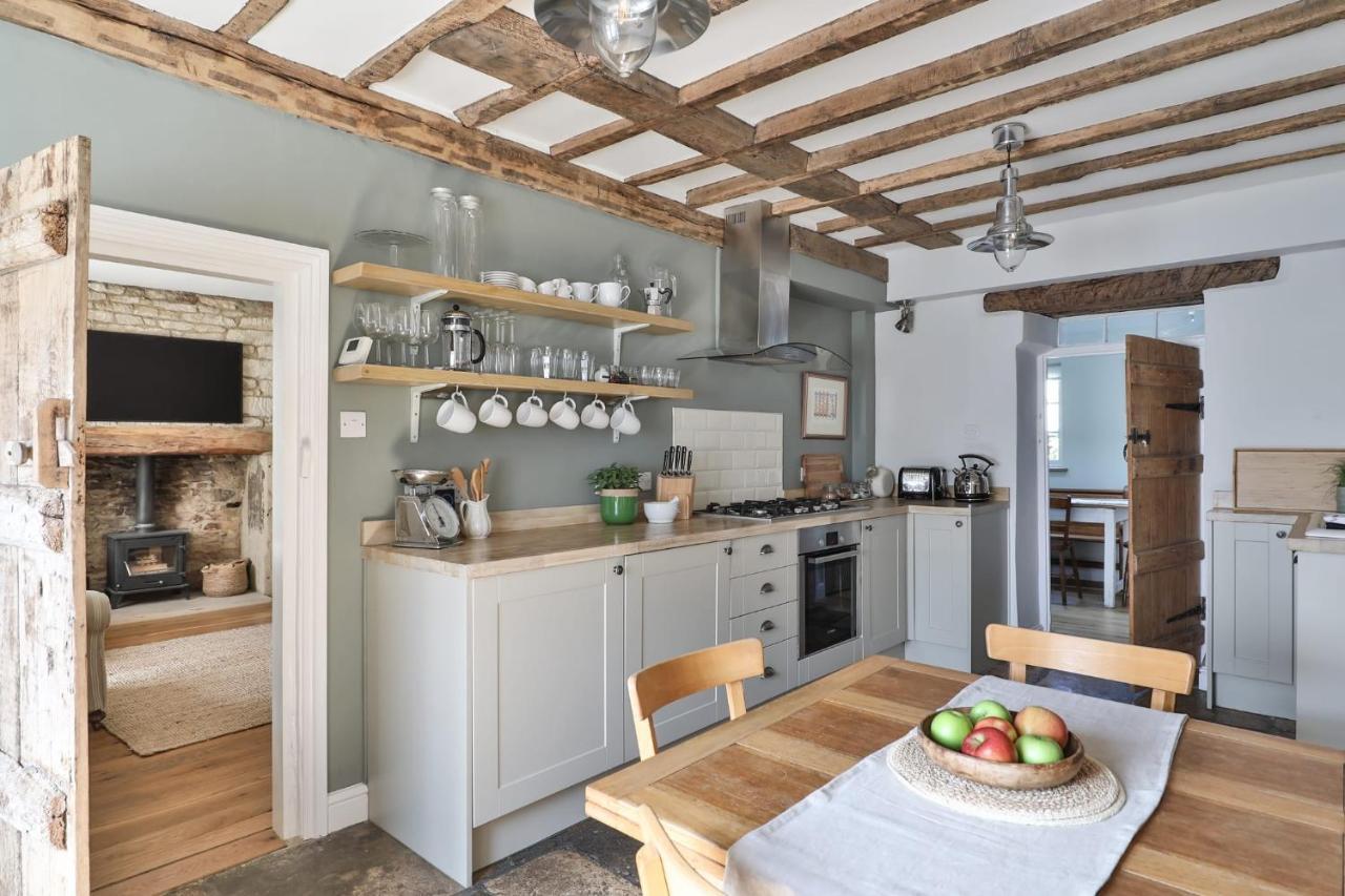 Coombers Mead Cottage テットベリー エクステリア 写真