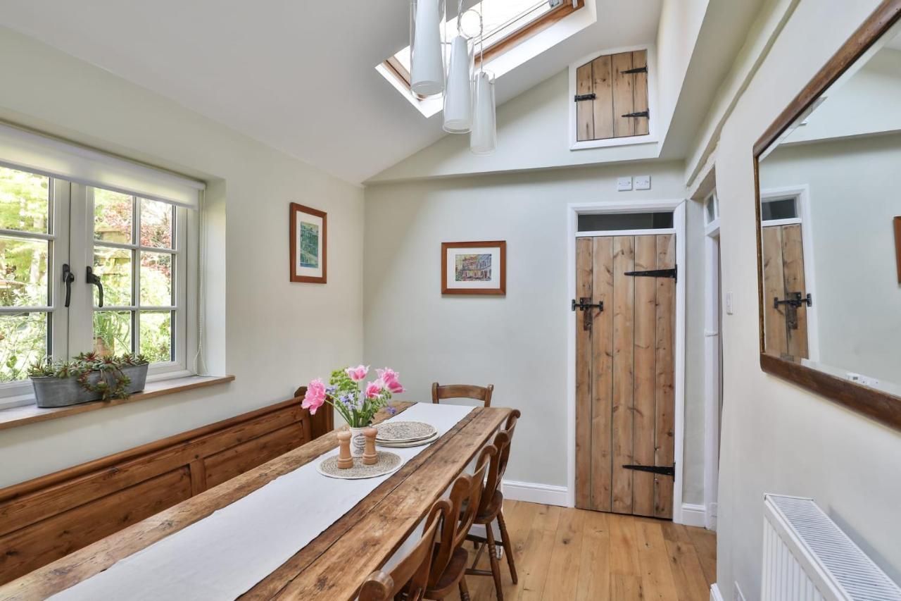 Coombers Mead Cottage テットベリー エクステリア 写真